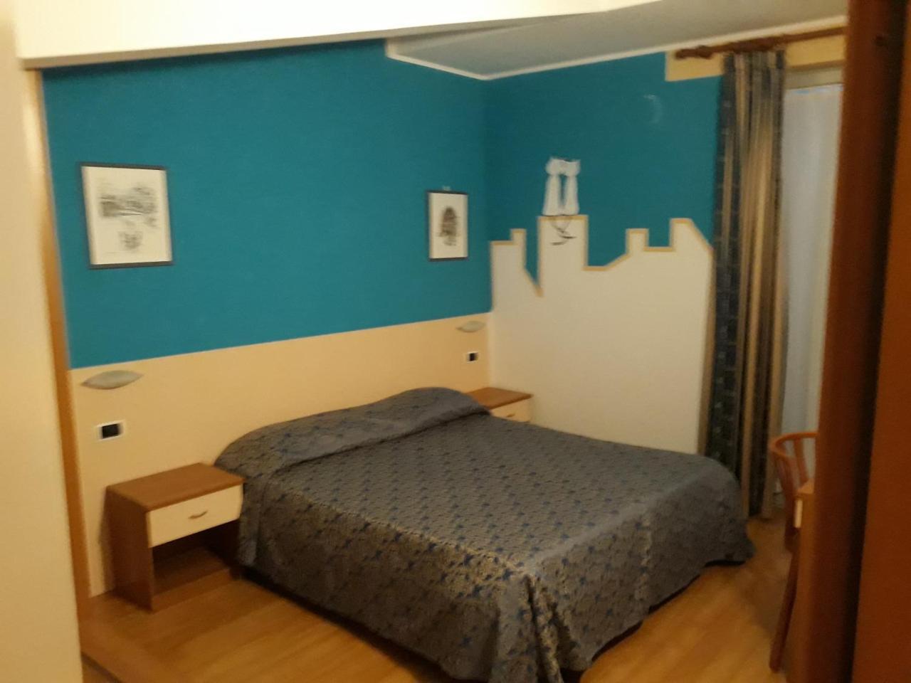 Hotel Due Laghi Padergnone Екстер'єр фото