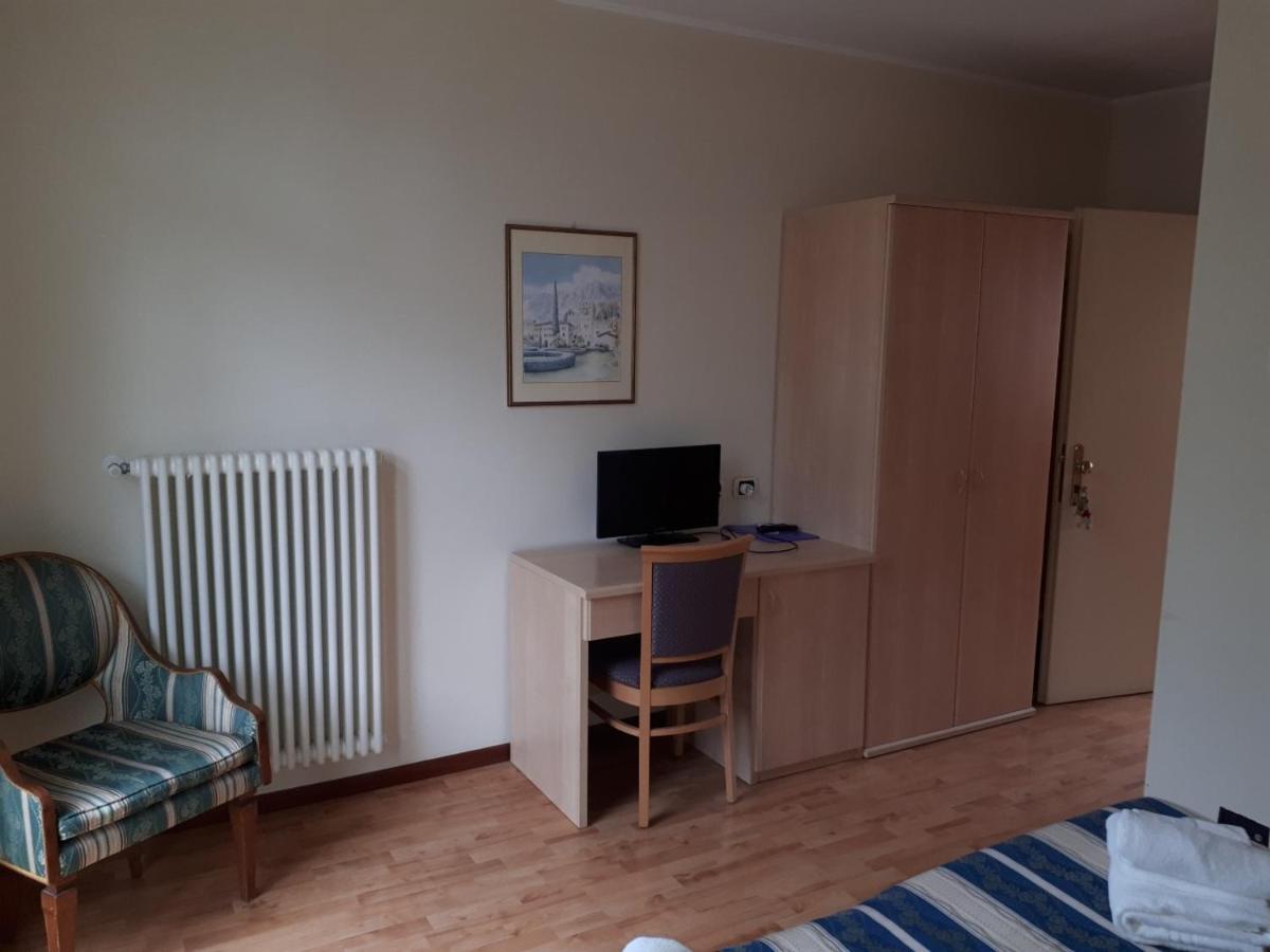 Hotel Due Laghi Padergnone Екстер'єр фото